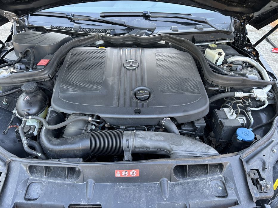 Vand/schimb Mercedes-Benz C200  CDI Facelift 2012 Automat