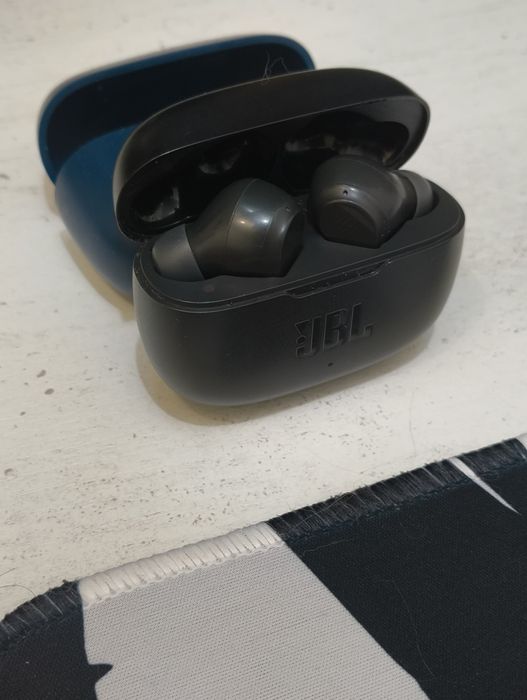 Наушники JBL Wave 200
