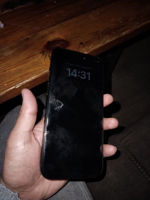 Ayfon X   16 pro max korpusida srochna sotama