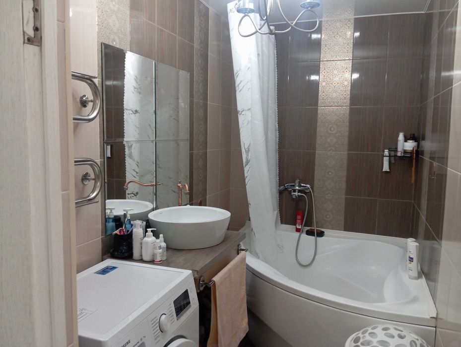 Продам 3-х комнатную на КШТ