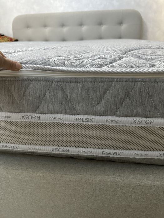 Продается спальный гарнитур продам