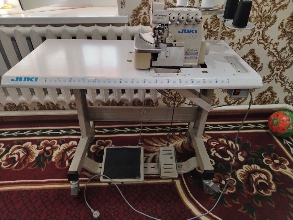 Overlok Juki MO-6700 Series original