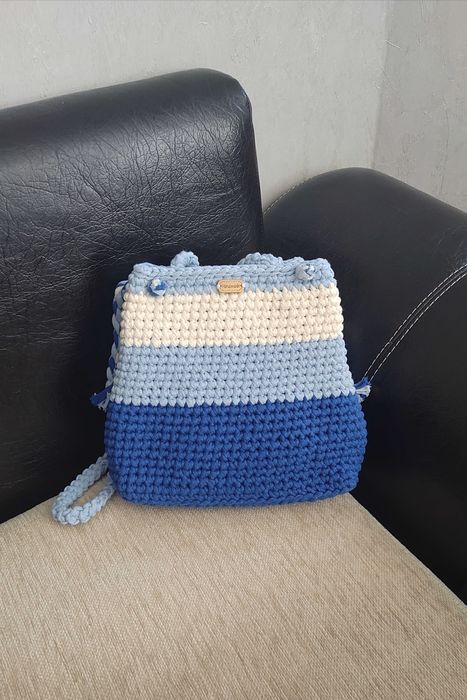 Луксозна плетена ръчно дамска чанта, дълга дръжка и подплата с джоб,