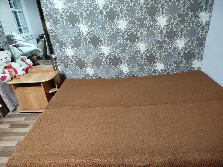 Продам дёшево диваны б.у.