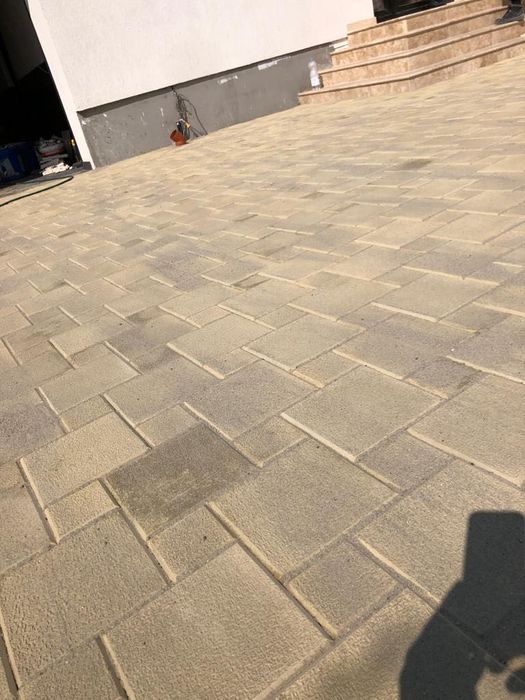 Pavaj borduri pavele pentru gradina si piscina. Montaj pavaj