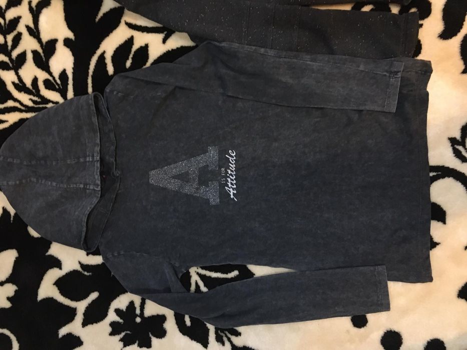 Hanorace pt varsta 12- 13 ani