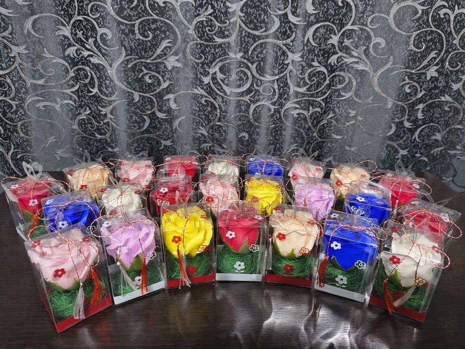 Martisoare cu trandafiri de săpun