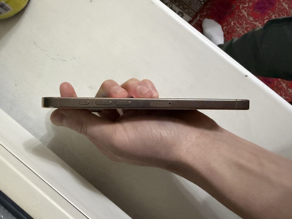 16 pro max 256gb без коробки.