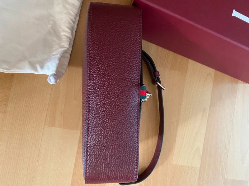 Намалена! Нова оригинална Gucci Rosso Ancora – рядък модел, пълен комплект, оригинал!