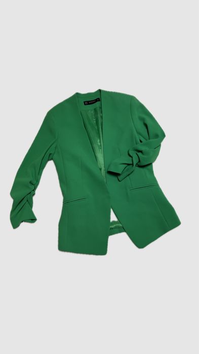 Куртка, пиджаки, пальто