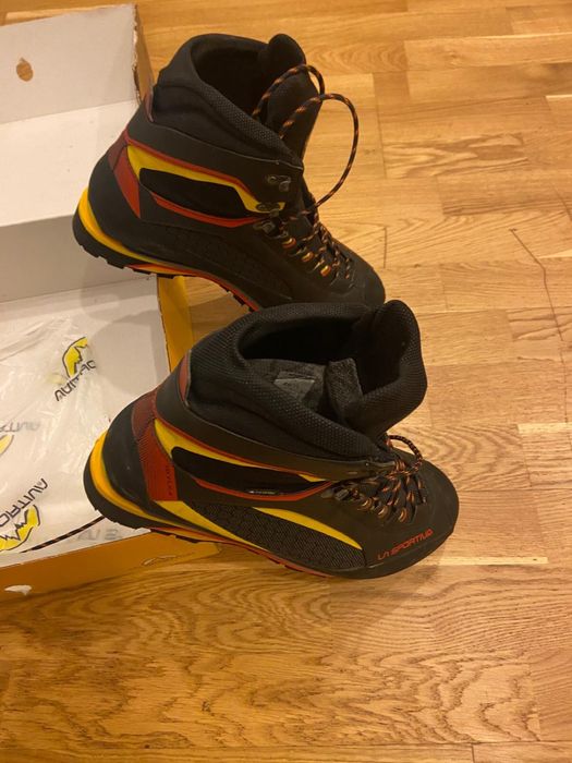 Bocanci trekking bărbați La Sportiva Trango Tower Extreme GTX
