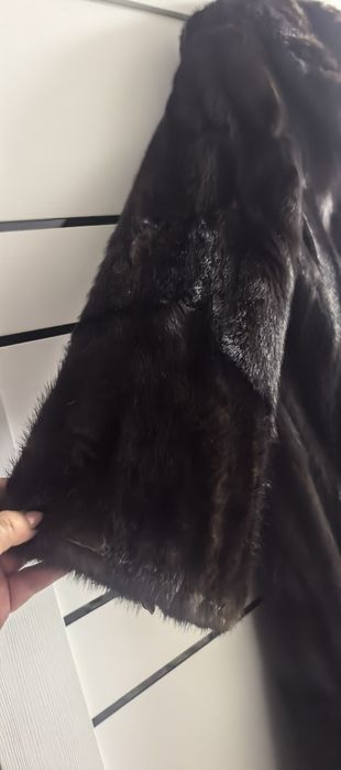 Продам Норковую шубу