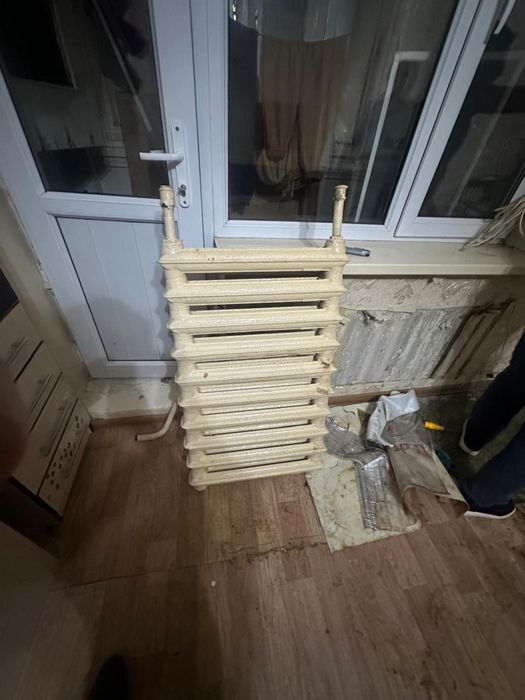 Чугунная батарея 10 секций