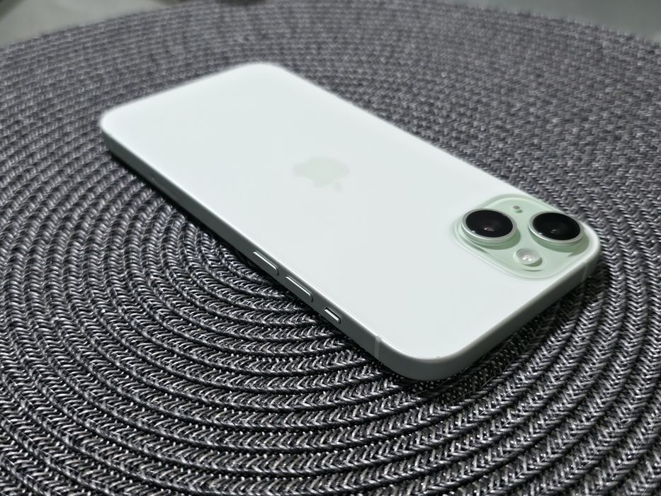 Vand/Schimb iPhone 15 Plus 128 GB Green