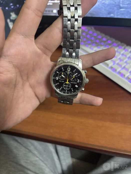 Продаю часы tissot