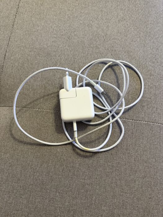 MacBook Air Model A1534