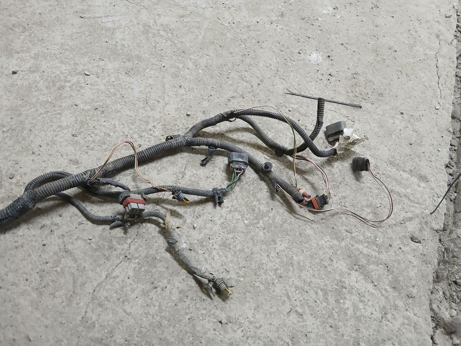 Коса проводов гранта подкапотная