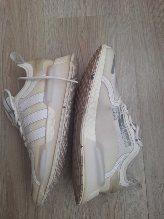 Дамски маратонки Adidas и Le coq sportif
