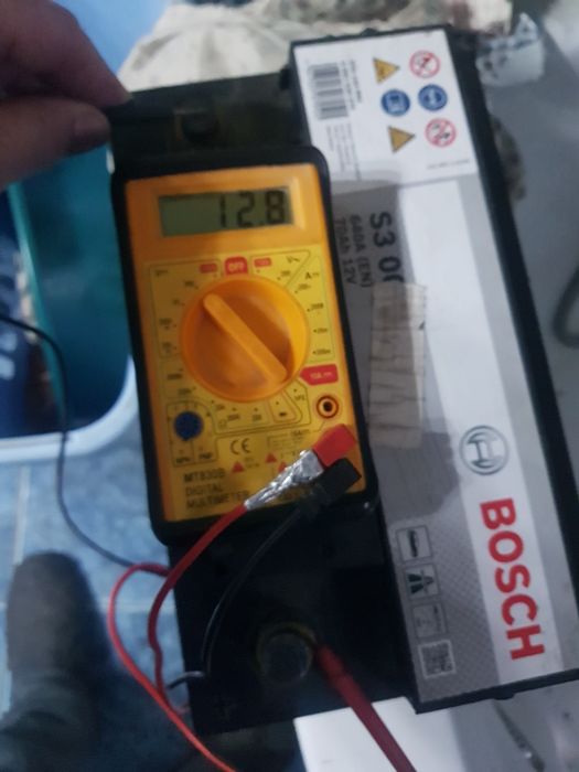 Acumulator auto folosit