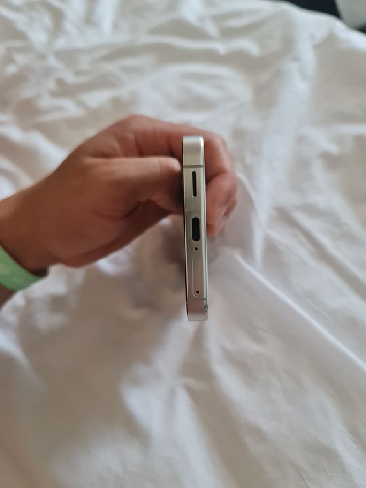 samsung s24 256gb cu folie de protectie*