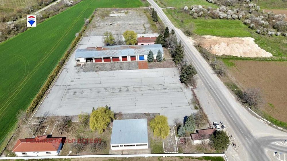 Индустриална база под наем гр. Ветово