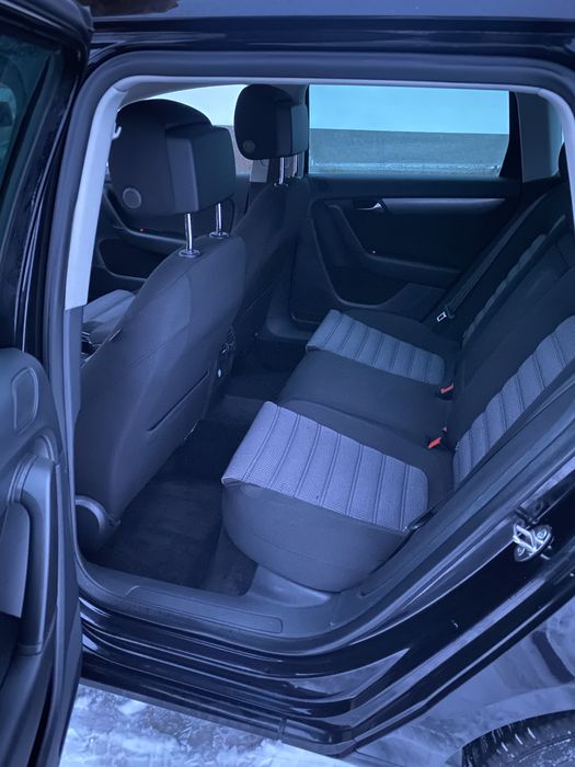 VWPassat Highline 2,0-Tdi-170-Cp-Bi-Xenon--For-Motion-Automata-padele