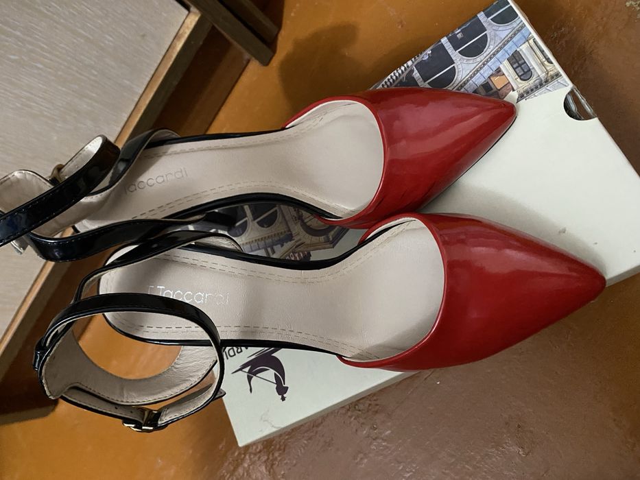 Туфли, босоножки