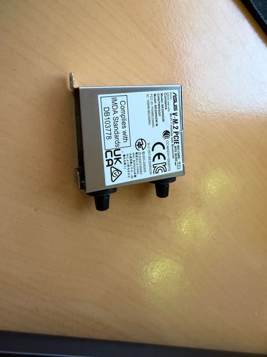 Placa de retea wireless WiFi 7 ASUS Intel BE202