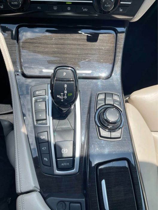 BMW F10 F11 550xi N63 на части м пакет