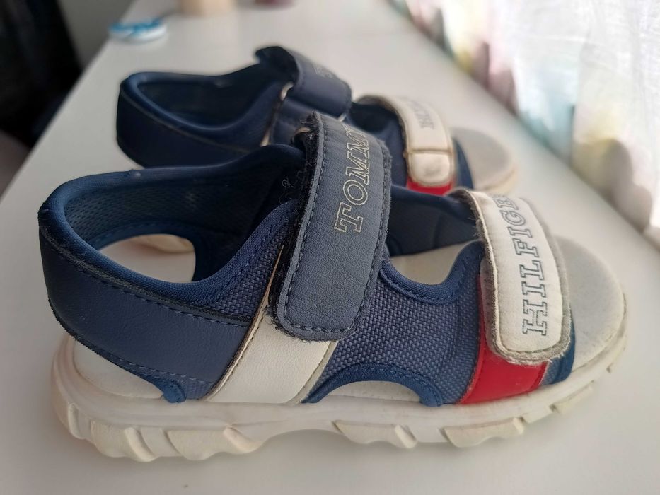 Детски Сандали TOMMY HILFIGER,подходящи за туризъм. Естествена кожа, номер 30
