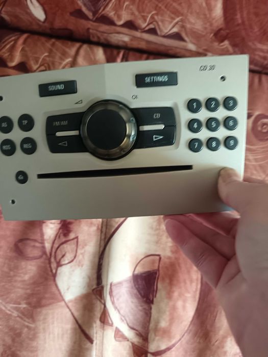 Оригинален CD PLAYER за OPEL CORSA D 1.2 2008