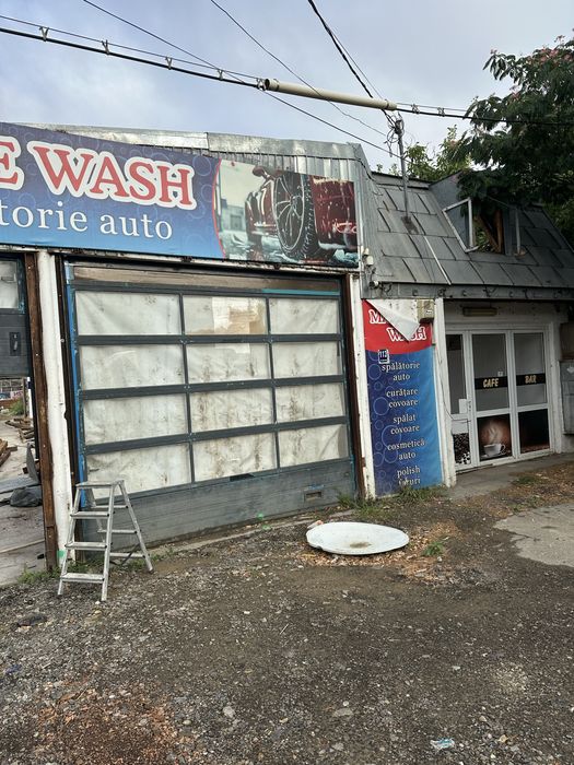 Vand 3 usi de garaj aluminiu