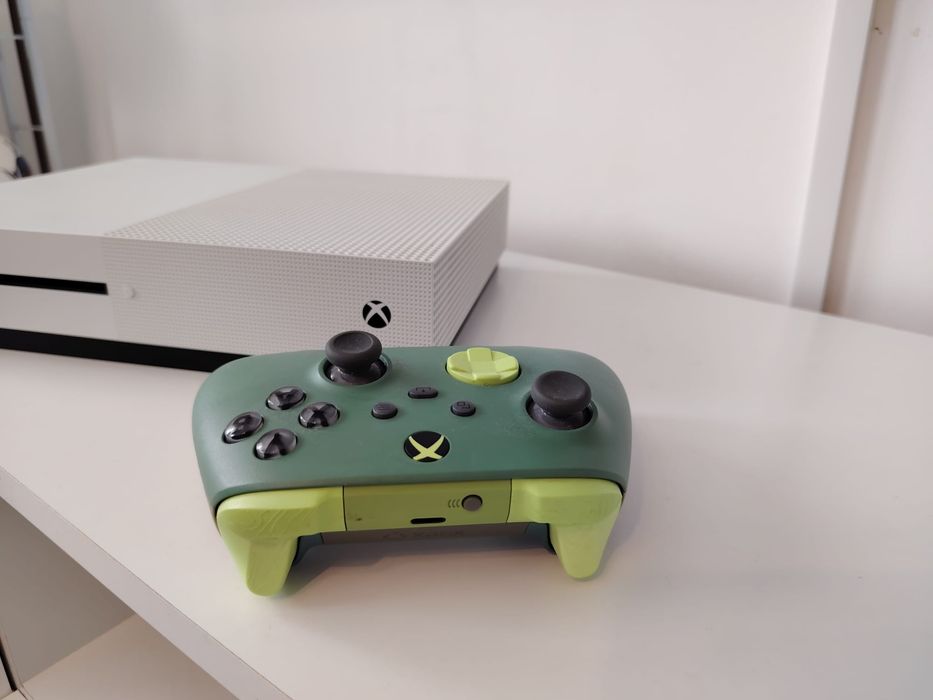 Vand xbox one s 1 tb