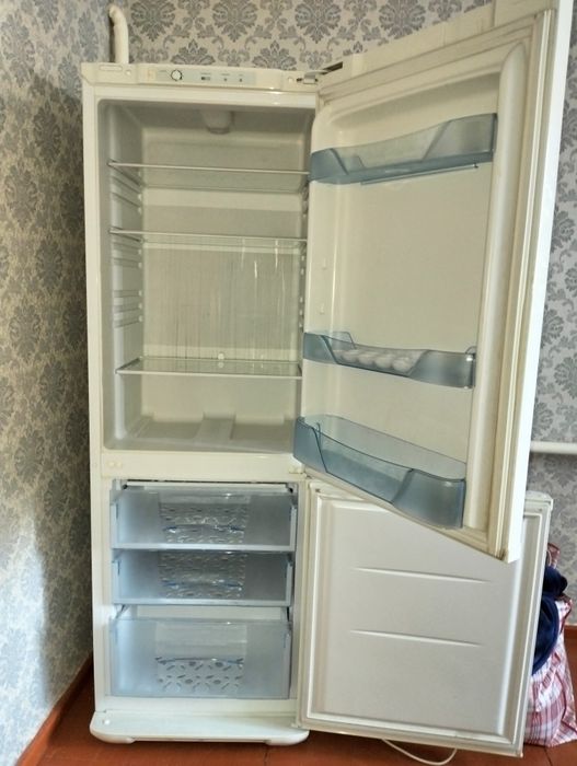 Холодильник Бирюса 133 (класс А)