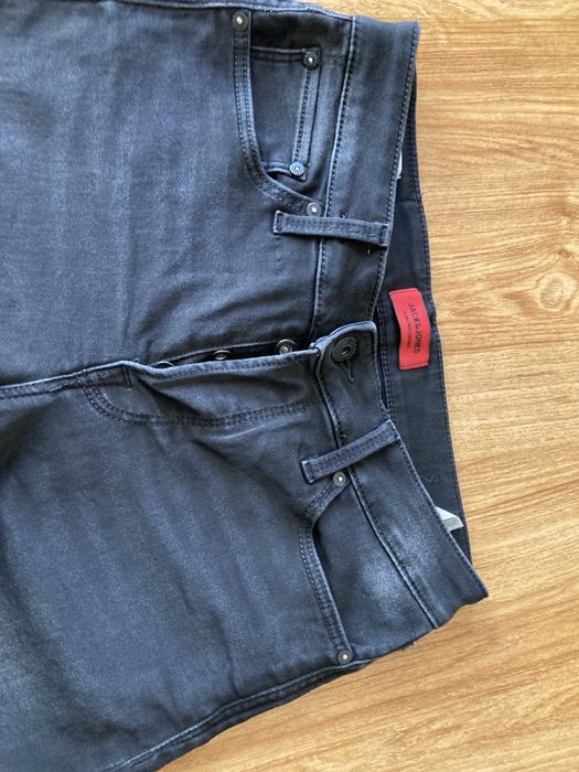 Мъжки оригинслни дънки Armani и Jack &Jons