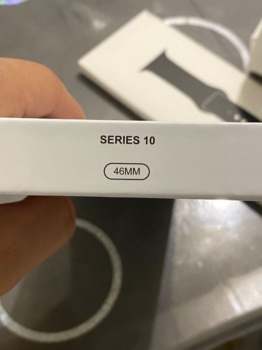 Продам часы airpods