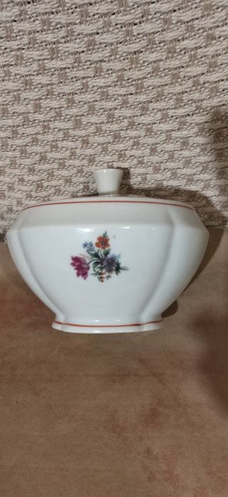 Порцеланови изделия