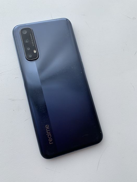 Продам Realme память 8/128г