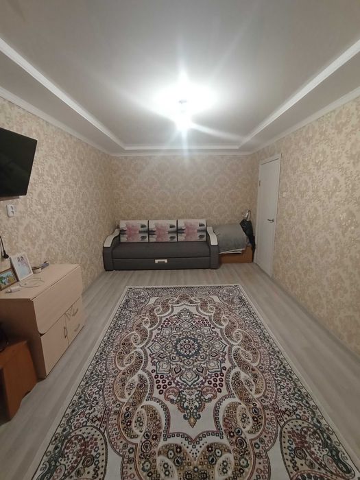 Продам 2 комн. квартиру в Уральске