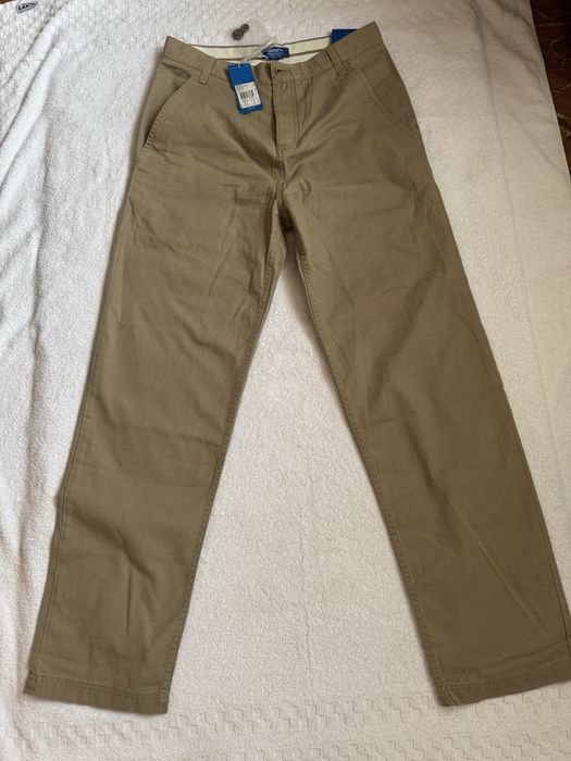 Vand pantaloni barbati