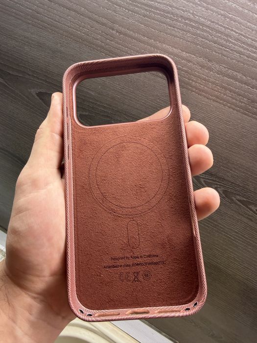 Кейс за iphone17 pro max techwoven