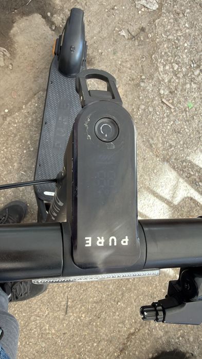 Dezmembrez trotinetă electrică pure air 3