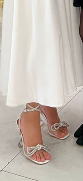 Туфли со стразами