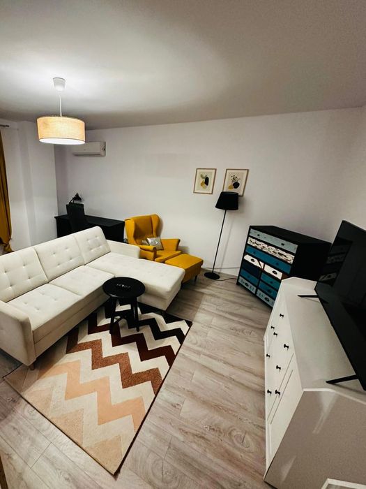 Inchiriere apartament cu parcare