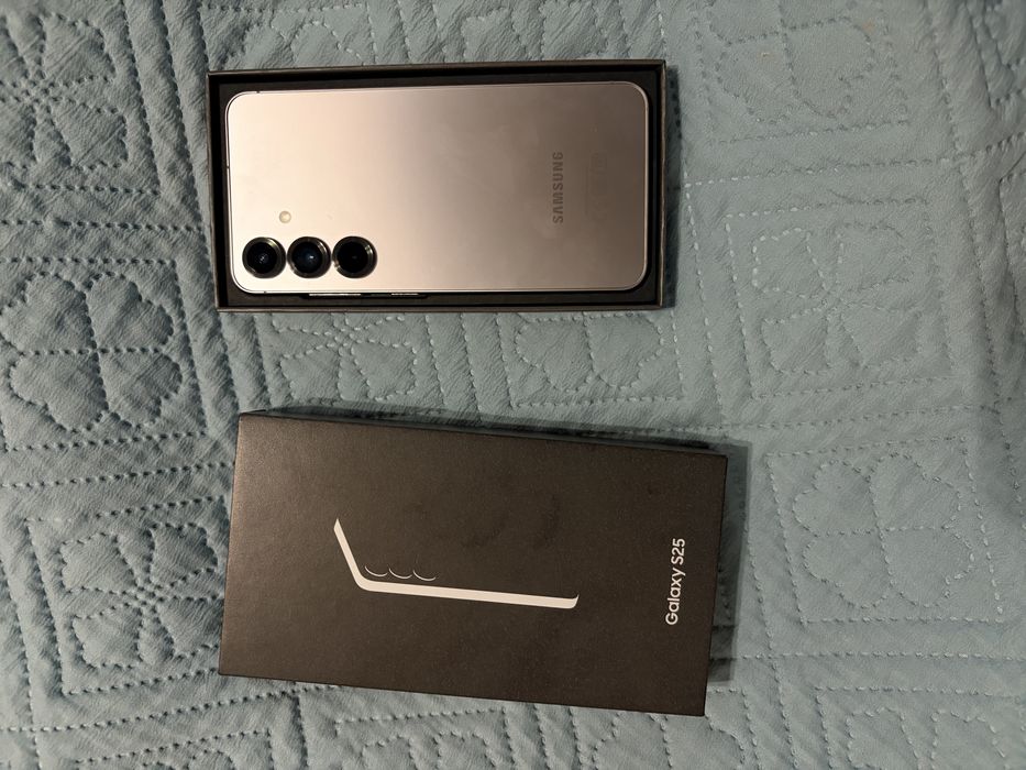 Samsung Galaxy S25 256 ГБ