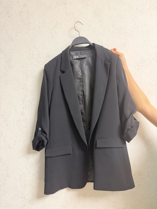 Продам черный блейзер/пиджак от Zara размер М