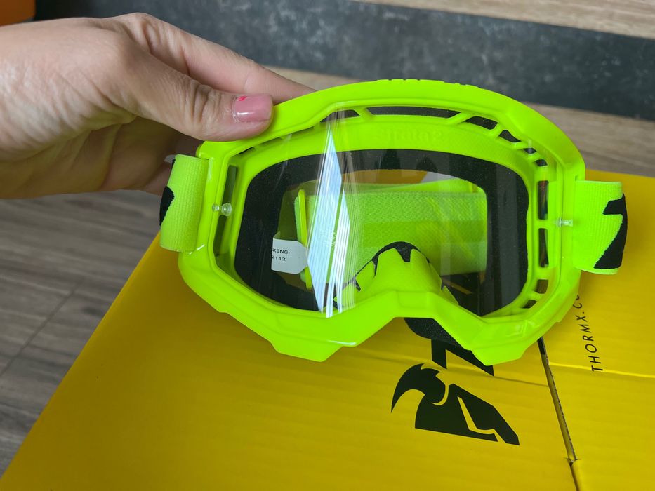 Очила и каска за off road спортове