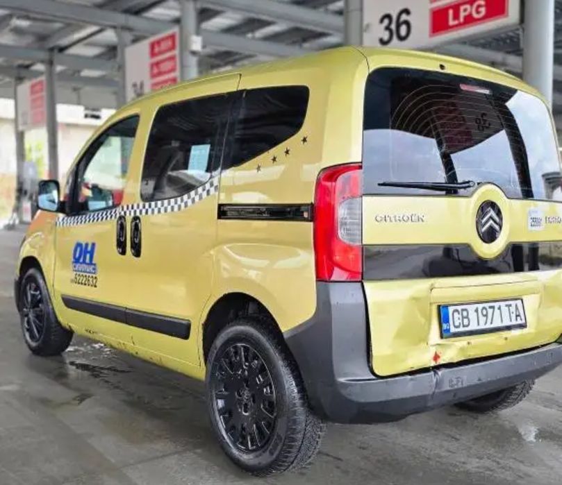 Продава се Citroen Nemo 1.4Hdi 2012г 
С сменен ремъци водна помпа масл