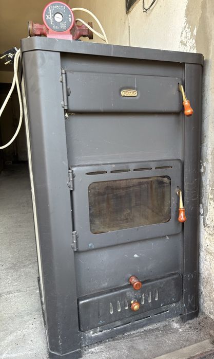 Камина Прити с водна риза S3 W21 / 21+5 kW +подарък UPS, помпа и акумулатор