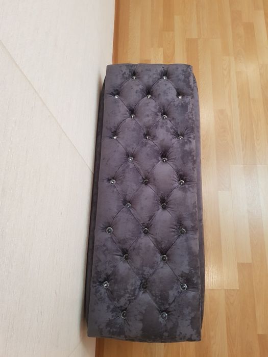 Продам новый пуфик для прихожей